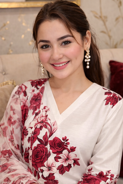 🌸 3 Piece Printed Lawn Suit – Latest Trending Summer Collection